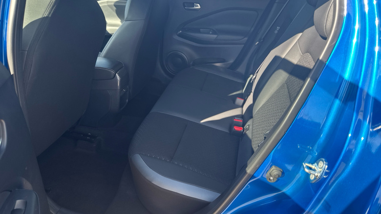 Nissan Juke 1.0 DiG-T 114 N-Connecta 5dr Petrol Hatchback